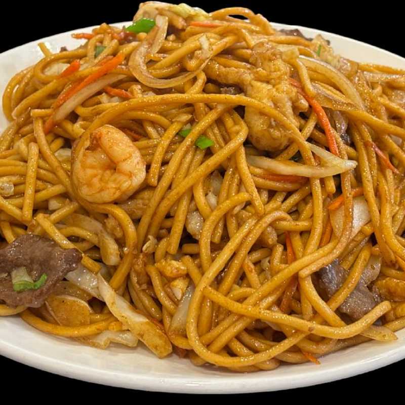 Assorted Chow Mein — Taibat Noodle House Santa Ana